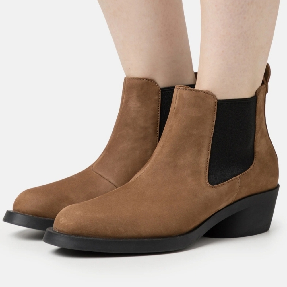 Camper Womens Bonnie Brown Nubuck Chelsea Ankle Boots Size 7.5 EU 38